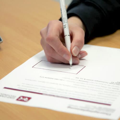 Unterschrift auf dem Freigabeformular